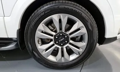 Kia Mohave 2022, 97800 км, за 21610.61 USD