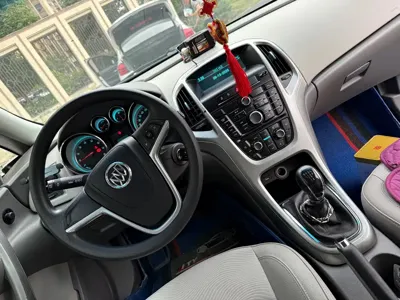 Buick Excelle 2014, 90000 км, за 1294.85 USD