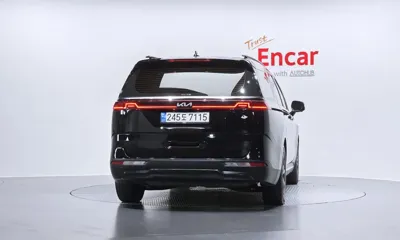 Kia Canival 2023, 141850 км, за 15287.55 USD