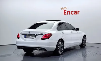 Mercedes-Benz C-Class 2020, 52728 км, за 16549.66 USD