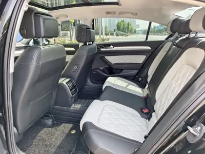 Volkswagen Magotan 2025, 2500 км, за 17054.86 USD - фото 6