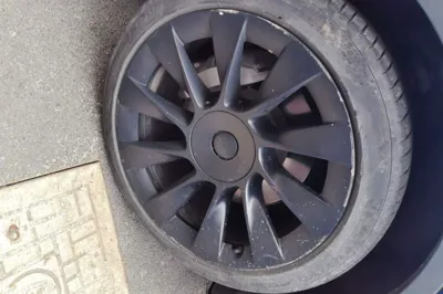 Tesla Model Y 2022, 51600 км, за 25205 USD