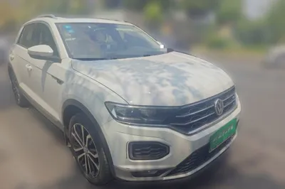 Volkswagen T-Roc 2020, 129700 км, за 11237 USD