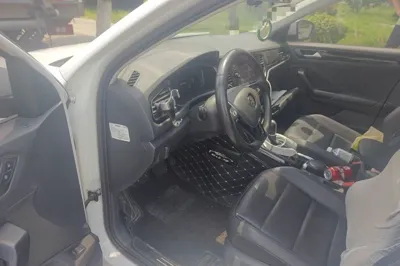 Volkswagen T-Roc 2020, 129700 км, за 11237 USD - фото 19