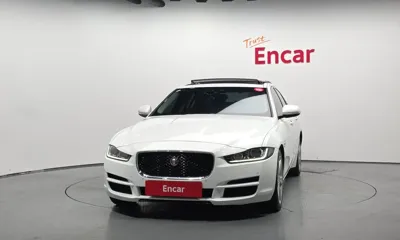 Jaguar XE 2016, 99021 км, за 4680.49 USD