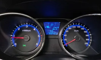 Hyundai Tucson 2012, 176842 км, за 2398.75 USD - фото 8