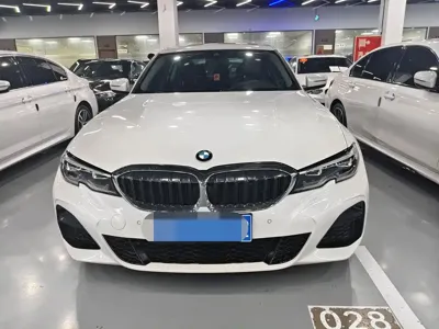 BMW 3 Series 2022, 30000 км, за 21217.95 USD