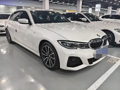 BMW 3 Series 2022, 30000 км, за 21217.95 USD
