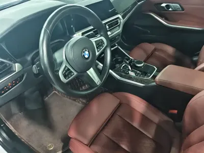 BMW 3 Series 2022, 30000 км, за 21217.95 USD