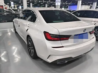 BMW 3 Series 2022, 30000 км, за 21217.95 USD - фото 13
