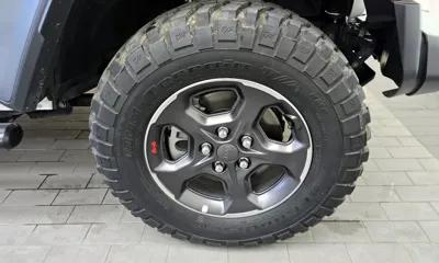 Jeep Gladiator 2021, 32832 км, за 28536.4 USD