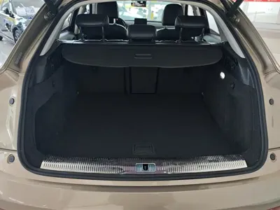 Audi Q3 2017, 54100 км, за 8725.55 USD