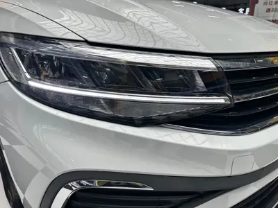 Volkswagen Bora 2023, 10000 км, за 12347.3 USD