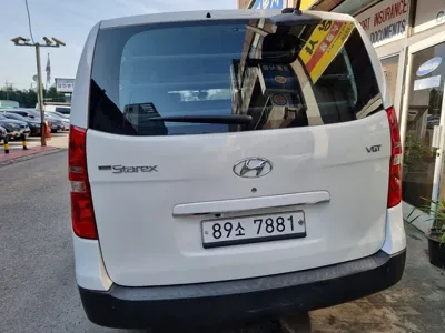 Hyundai Starex 2017, 66490 км, за 7670.8 USD - фото 2