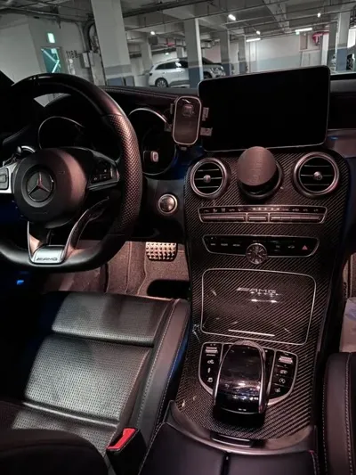 Mercedes-Benz C-Class 2018, 59160 км, за 32201.43 USD