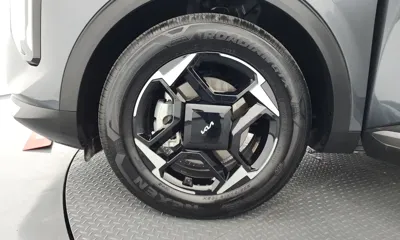Kia Sportage 2025, 19555 км, за 20095.2 USD