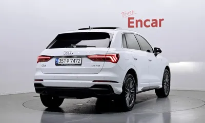 Audi Q3 2022, 28385 км, за 35163.1 USD