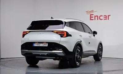 Kia Sportage 2025, 21696 км, за 23730.85 USD