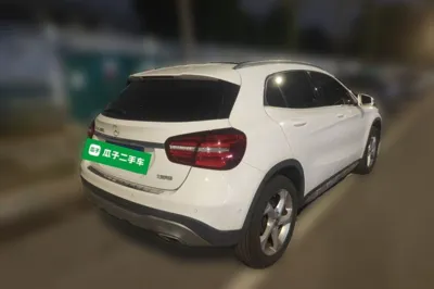Mercedes-Benz GLA 2017, 71000 км, за 10802 USD