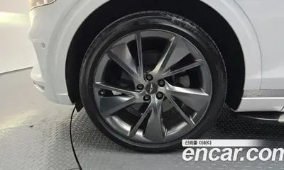 Genesis GV70 2021, 134786 км, за 24127.46 USD