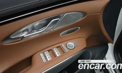 Genesis GV70 2021, 134786 км, за 24127.46 USD - фото 17