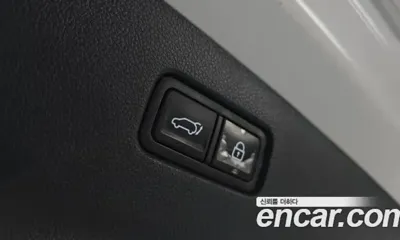 Genesis GV70 2021, 134786 км, за 24127.46 USD - фото 20