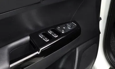 Kia Sportage 2019, 125511 км, за 9051.87 USD - фото 17