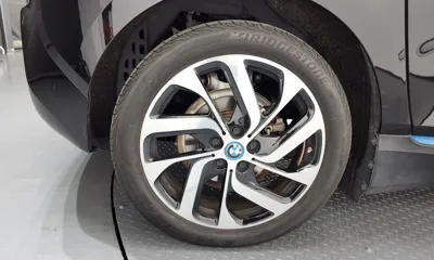 BMW i3 2020, 54217 км, за 18845.47 USD