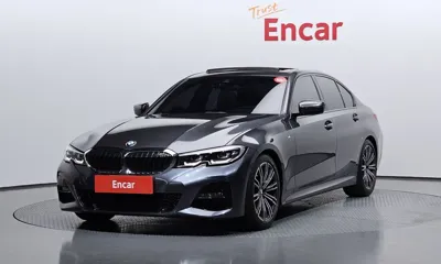 BMW 3-Series · 2022 год
