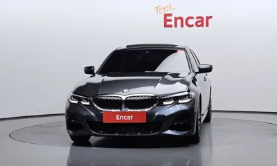 BMW 3-Series 2022, 29639 км, за 23059.13 USD