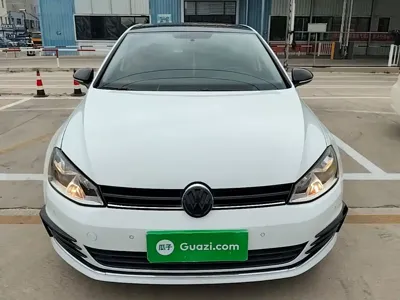 Volkswagen Golf 2017, 78200 км, за 6138.46 USD