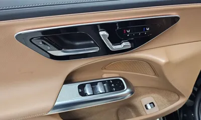 Mercedes-Benz E-Class 2024, 28506 км, за 43554.56 USD - фото 20