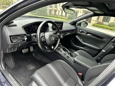 Honda Civic 2024, 35000 км, за 11315.91 USD