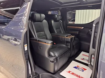Toyota Alphard 2017, 204000 км, за 52748.63 USD - фото 18