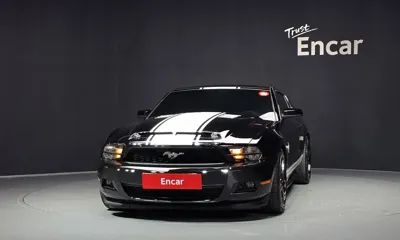 Ford Mustang 2011, 98066 км, за 6440.29 USD