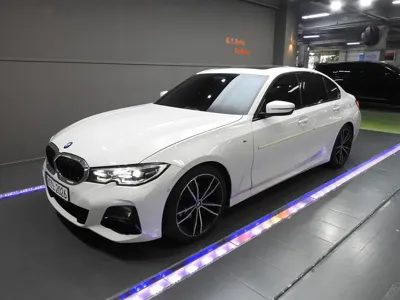 BMW 3-Series · 2022 год