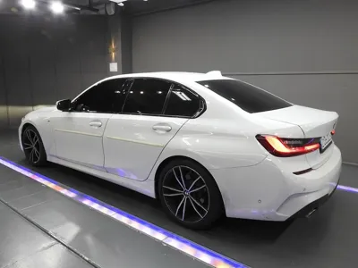 BMW 3-Series 2022, 86739 км, за 19437.03 USD