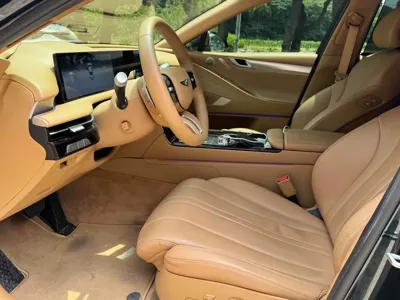 Genesis G80 2025, 27000 км, за 39816.67 USD
