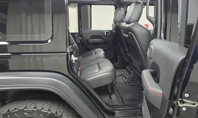 Jeep Wrangler 2021, 68563 км, за 26771.57 USD - фото 12
