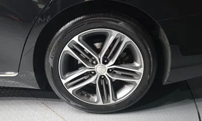 Hyundai Grandeur 2019, 116908 км, за 7351.69 USD