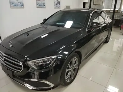 Mercedes-Benz E-Class 2021, 60500 км, за 34007.51 USD