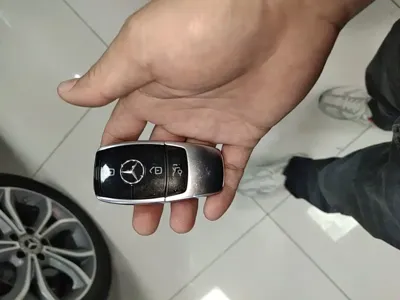 Mercedes-Benz E-Class 2021, 60500 км, за 34007.51 USD - фото 9