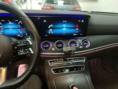 Mercedes-Benz E-Class 2021, 60500 км, за 34007.51 USD - фото 13