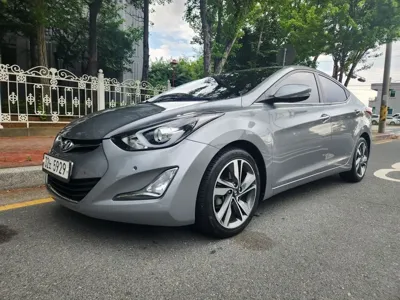 Hyundai Avante · 2015 год
