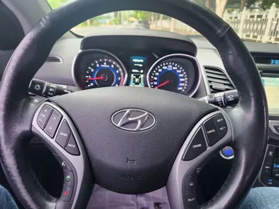 Hyundai Avante 2015, 104437 км, за 4680.49 USD - фото 9