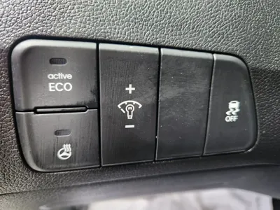 Hyundai Avante 2015, 104437 км, за 4680.49 USD - фото 17