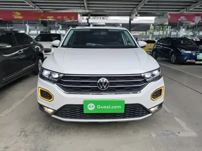 Volkswagen T-Roc 2022, 25600 км, за 12771.97 USD