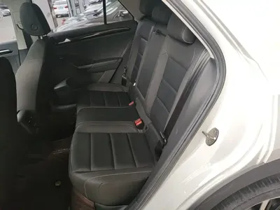 Volkswagen T-Roc 2022, 25600 км, за 12808.13 USD - фото 17