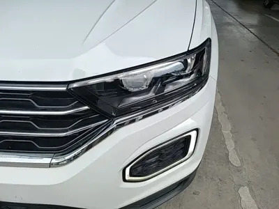 Volkswagen T-Roc 2022, 25600 км, за 12808.13 USD - фото 24