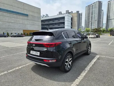 Kia Sportage 2017, 167593 км, за 7139.08 USD